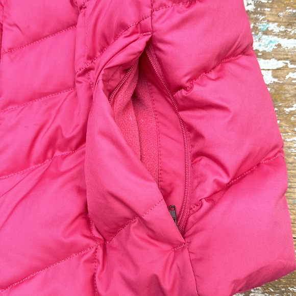 LL Bean Puffy Vest. Small - Picture 6 of 10